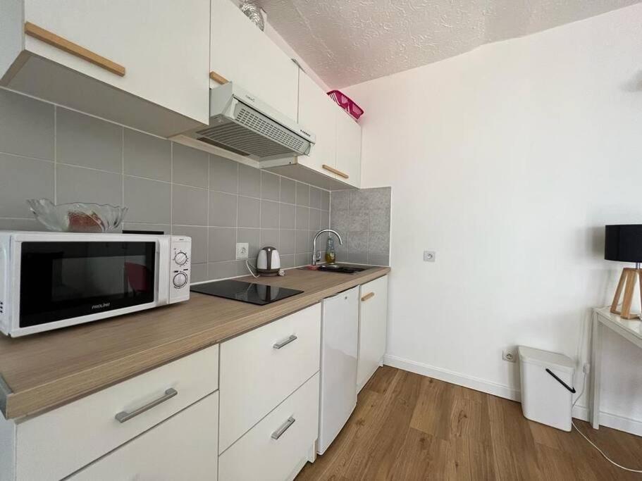 Le Cocon De Melun Apartment Exterior foto